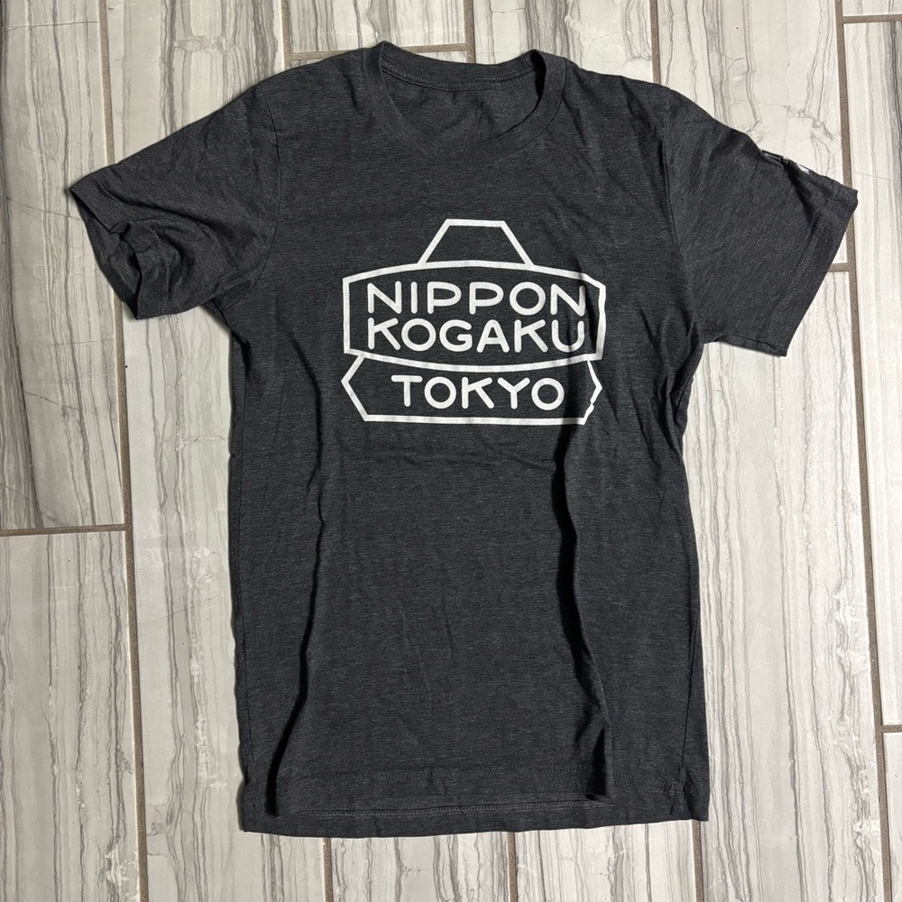 Nikon tee